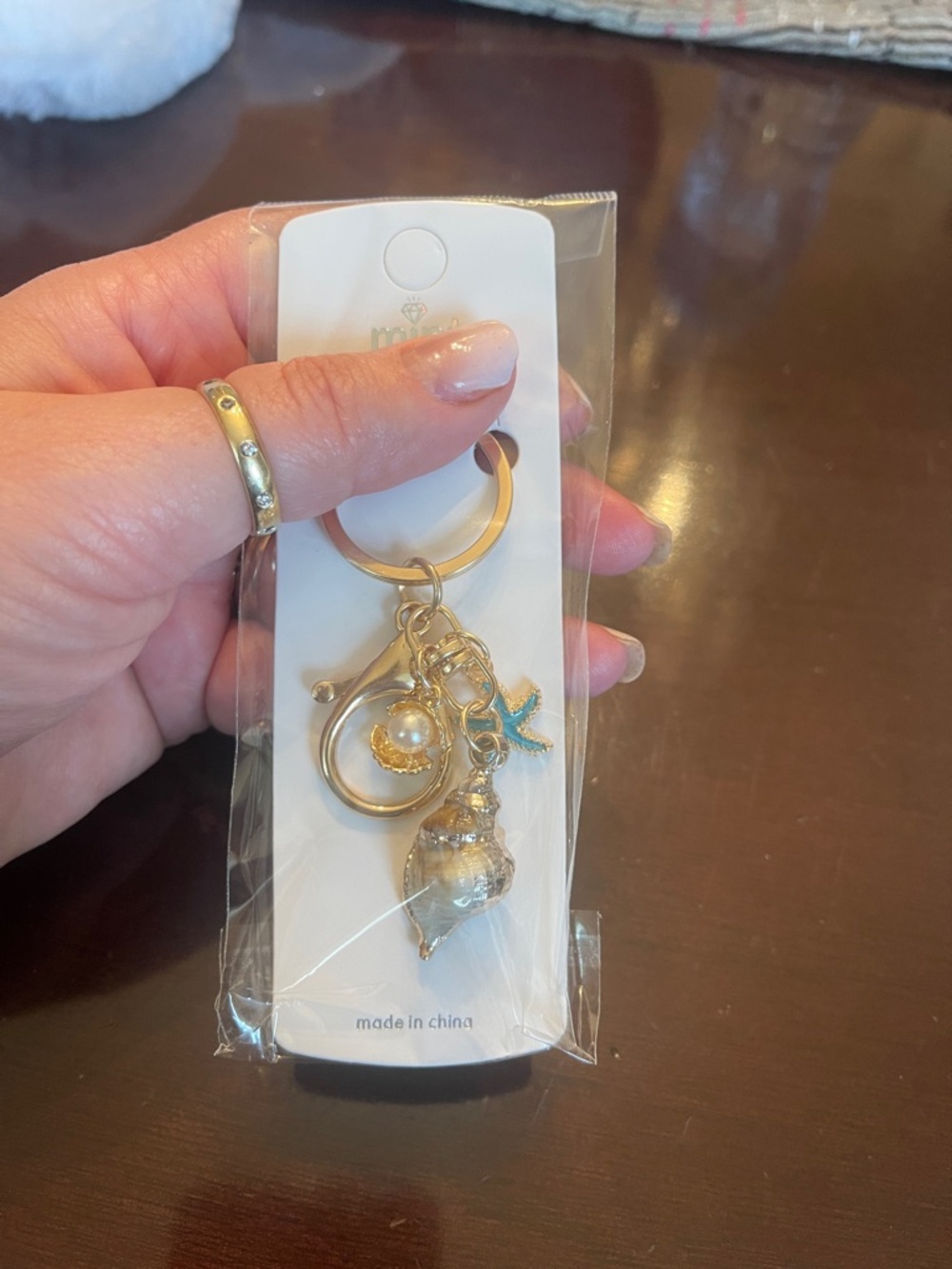 Gold Seashell Charm Keyring with Pearl & turquoise blue Starfish nwt conch